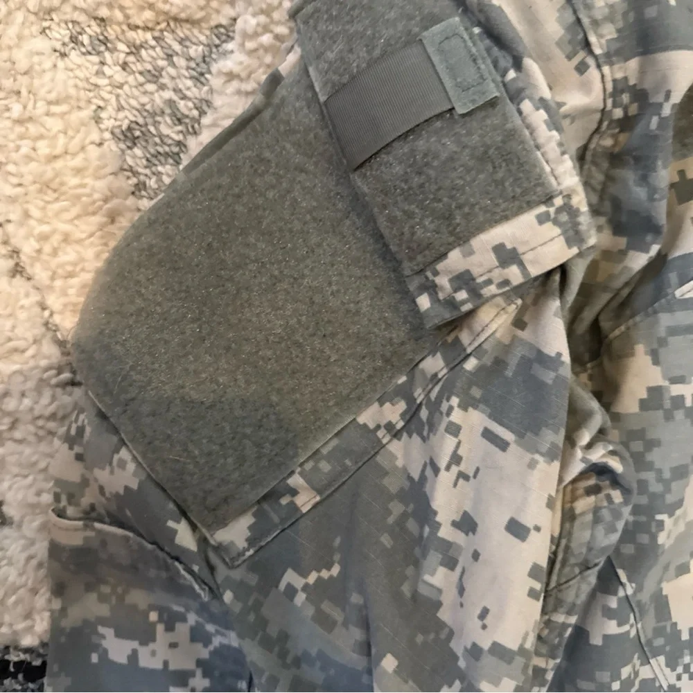 US Army Coat Mens Medium -Regular ACU‎ Jacket Combat Uniform BDU Digital Camo